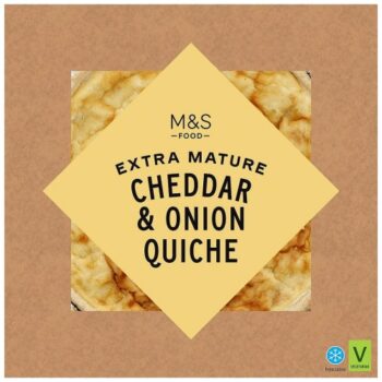 M&S Extra Mature Cheddar Cheese & Onion Quiche (400g)
