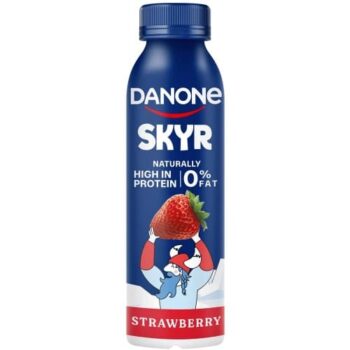 Danone Skyr 0% Fat High Protein Strawberry Yoghurt Drink (270g)