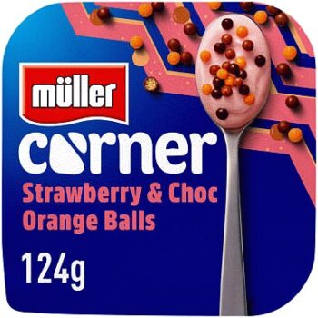Muller Corner Strawberry & Choc Orange Balls Deliciously Creamy Yogurt (124g)