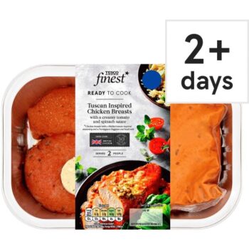 TESCO finest Tuscan Chicken Breast with Tomato and Spinach Sauce (390g)